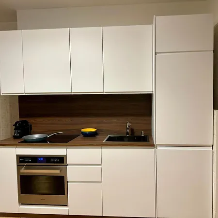 Apartament Dante - Near Rhofiera And Metro Station
